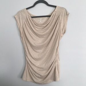 Light weight New York and Company t shirt